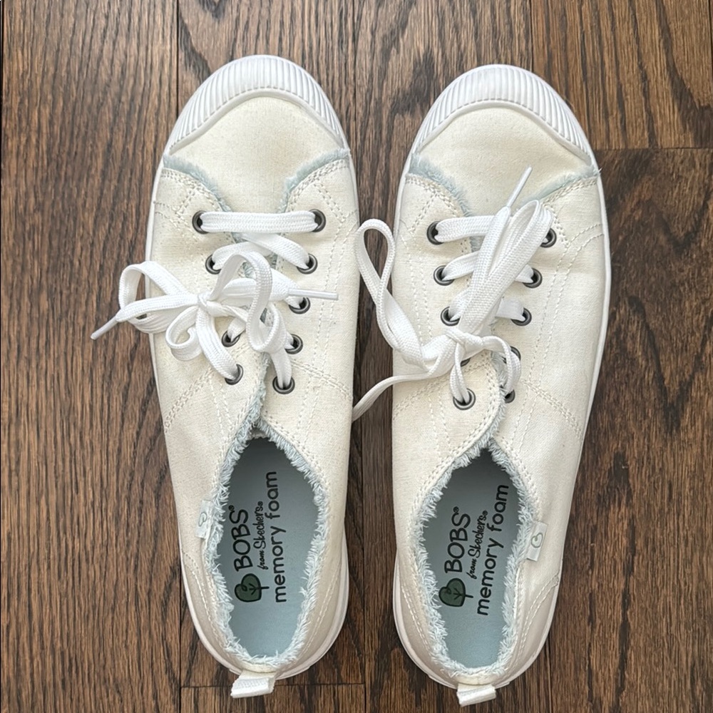 BOBS White Canvas Sneakers US 7.5